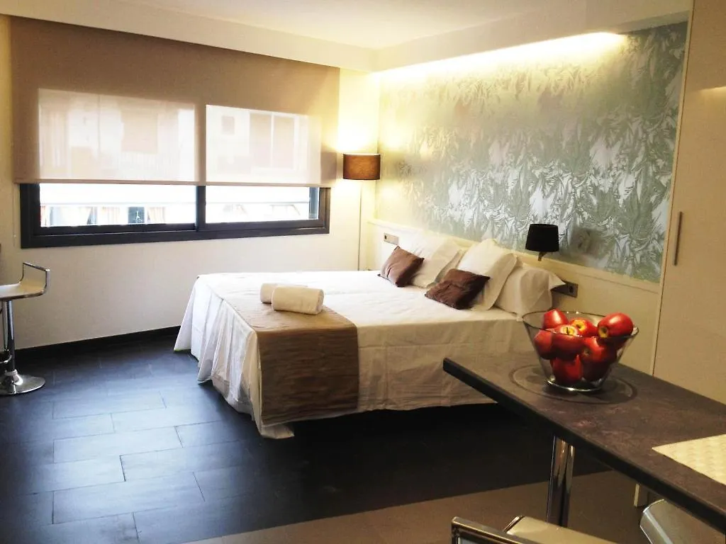 Barcelona Fifteen Central Aparthotel