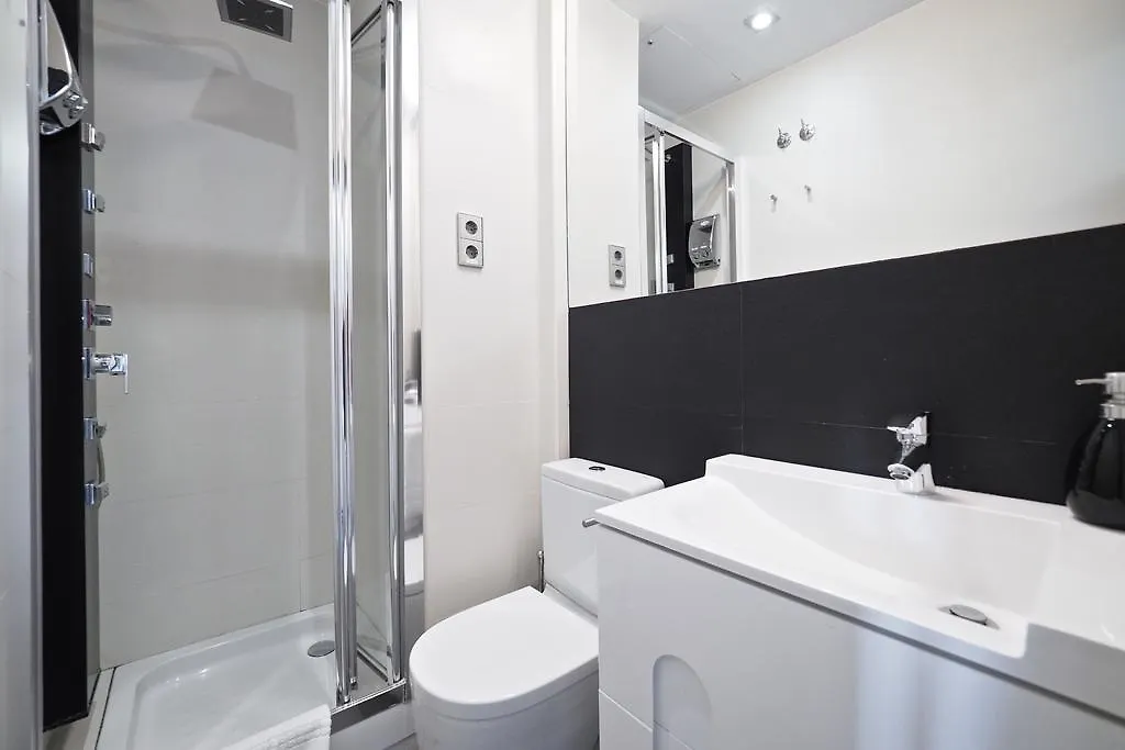 **  Barcelona Fifteen Central Aparthotel Ισπανία