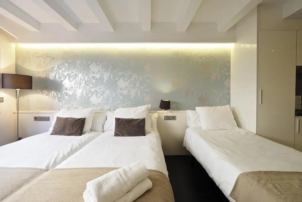 Barcelona Fifteen Central Aparthotel
