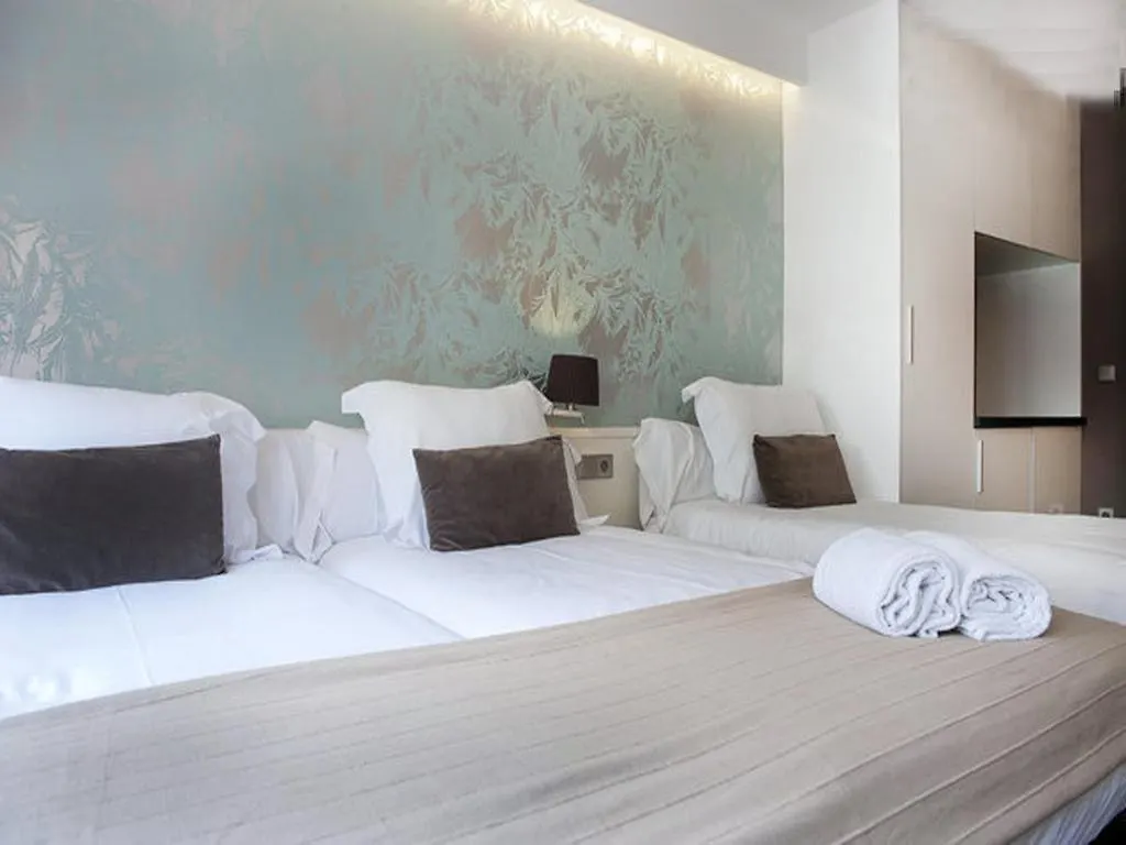 **  Barcelona Fifteen Central Aparthotel Ισπανία